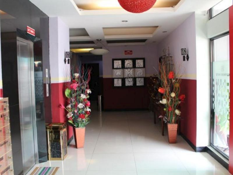 Hollywood Hotel Jakarta Buitenkant foto